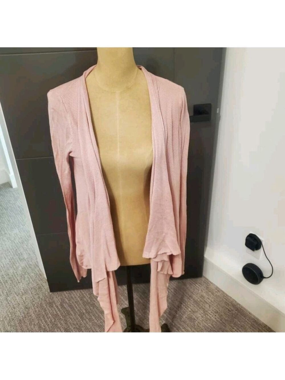 Einii Medium Pink Open Front Women's Sweater